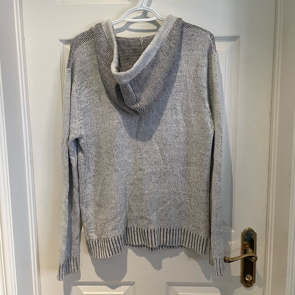 Men’s Never Lose Hedge gray knit hoodie - Picture 3 of 3